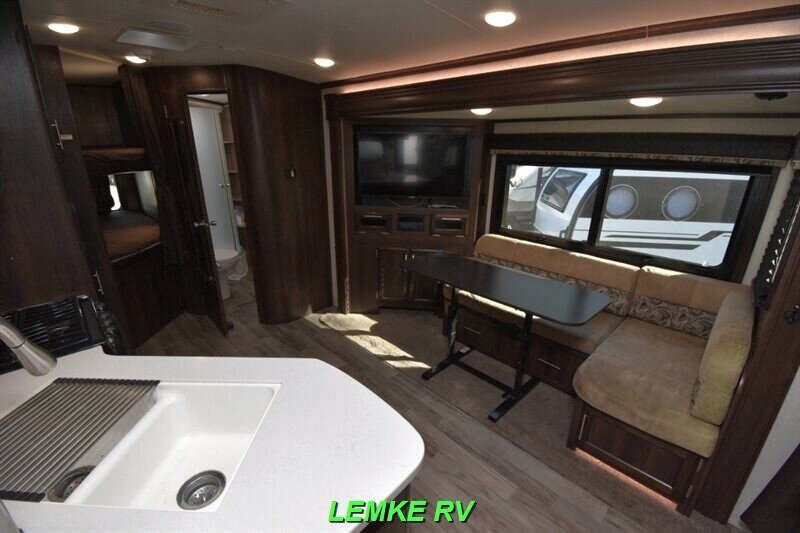 2018 Jayco White Hawk 24MBH   - Photo 10 - Rocklin, CA 95677