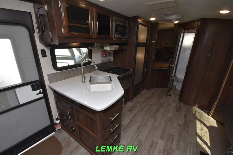 2018 Jayco White Hawk 24MBH   - Photo 21 - Rocklin, CA 95677