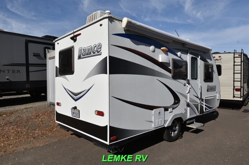 2016 Lance 1575   - Photo 8 - Rocklin, CA 95677