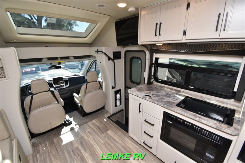 2021 Thor Compass 23TW   - Photo 14 - Rocklin, CA 95677