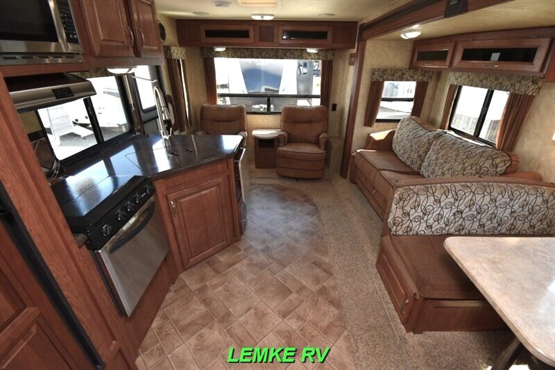 2015 Forest River Wildcat Maxx 27RLS   - Photo 2 - Rocklin, CA 95677