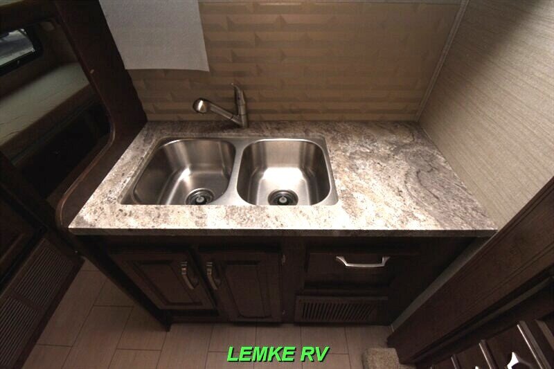 2018 Jayco Greyhawk 31FS   - Photo 22 - Rocklin, CA 95677