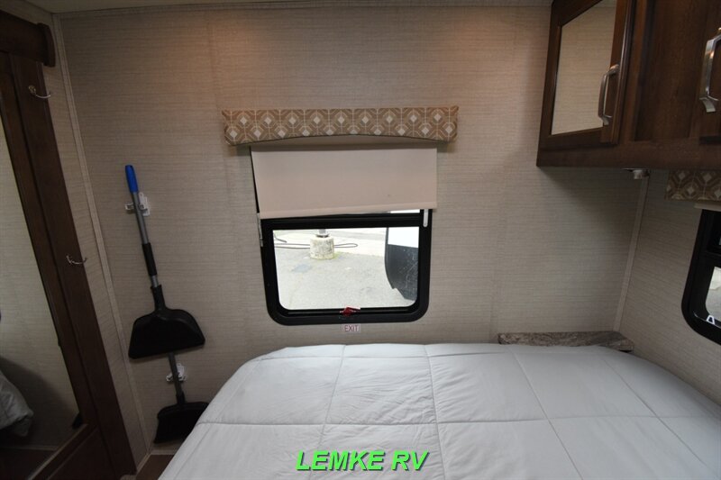 2018 Jayco Greyhawk 31FS   - Photo 26 - Rocklin, CA 95677