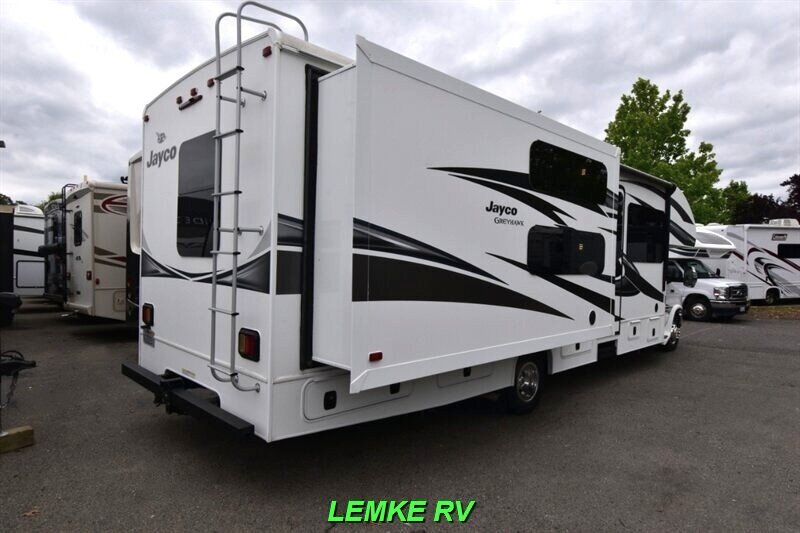 2018 Jayco Greyhawk 31FS   - Photo 8 - Rocklin, CA 95677