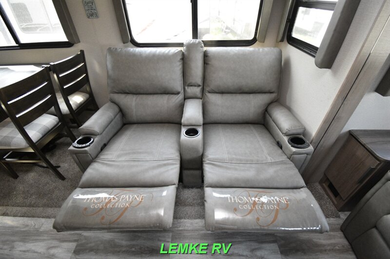 2021 Grand Design Imagine 2970RL   - Photo 15 - Rocklin, CA 95677