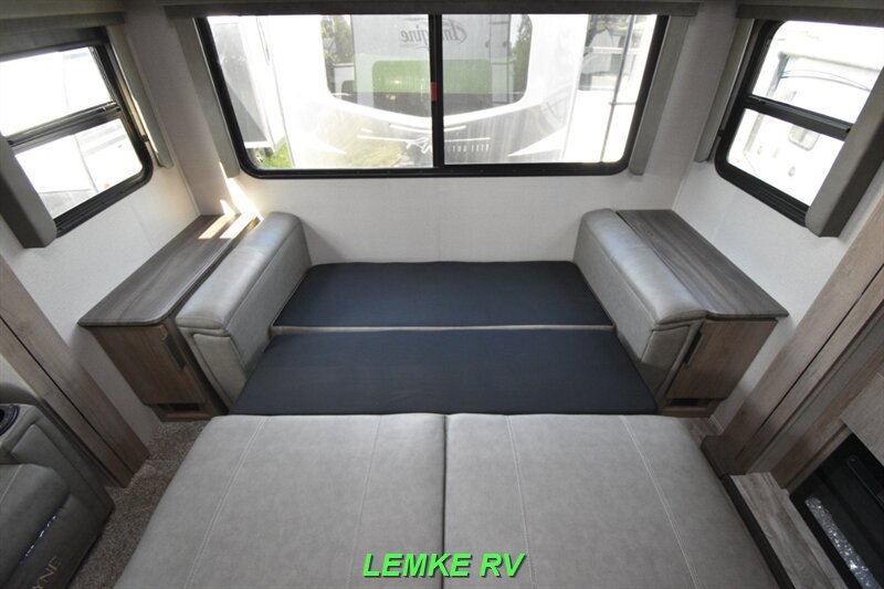 2021 Grand Design Imagine 2970RL   - Photo 25 - Rocklin, CA 95677