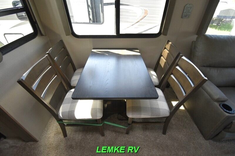 2021 Grand Design Imagine 2970RL   - Photo 12 - Rocklin, CA 95677