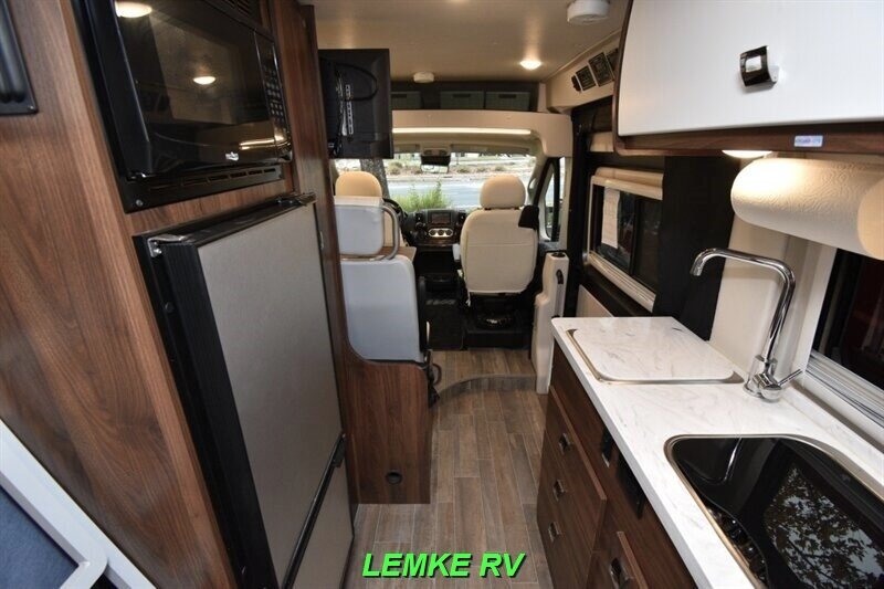 2022 Winnebago Travato 59G   - Photo 2 - Rocklin, CA 95677