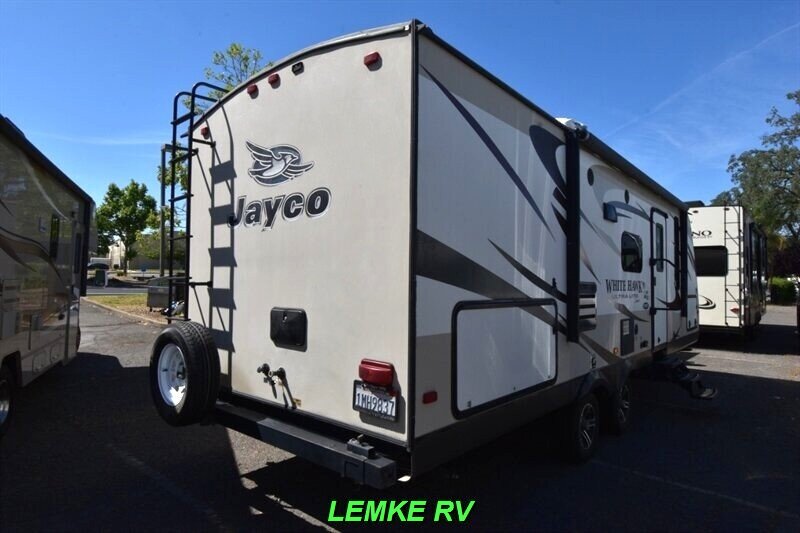 2015 Jayco White Hawk Ultra Lite 27RBOK   - Photo 8 - Rocklin, CA 95677