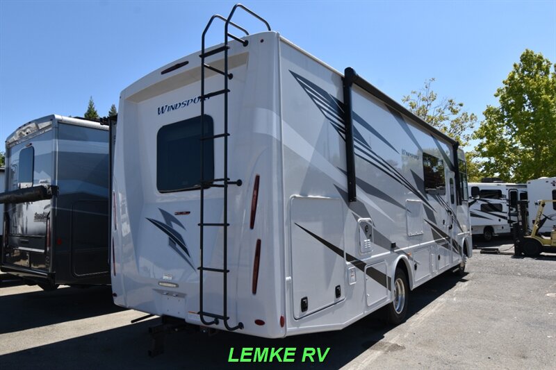 2025 Thor Windsport 29L   - Photo 9 - Rocklin, CA 95677