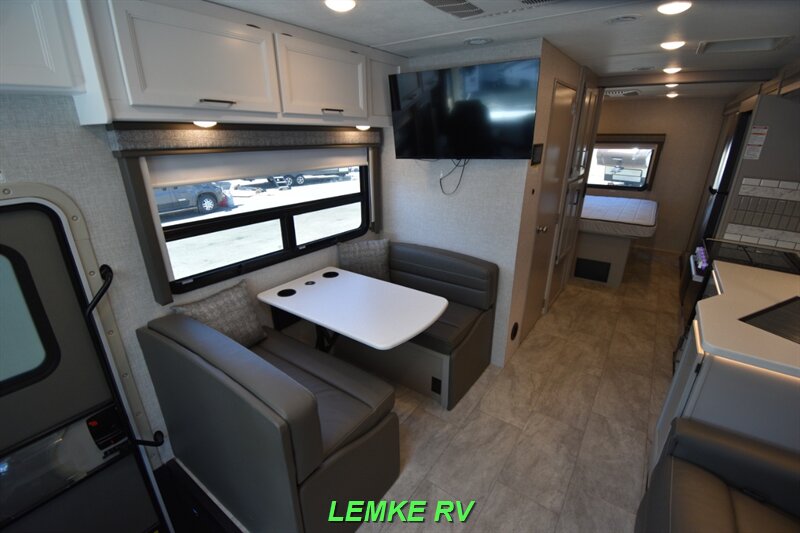 2025 Thor Windsport 29L   - Photo 12 - Rocklin, CA 95677