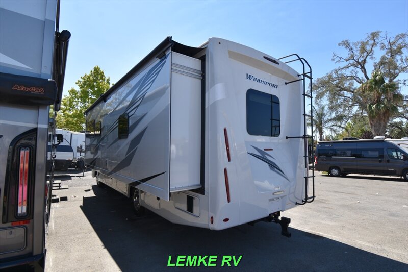 2025 Thor Windsport 29L   - Photo 7 - Rocklin, CA 95677