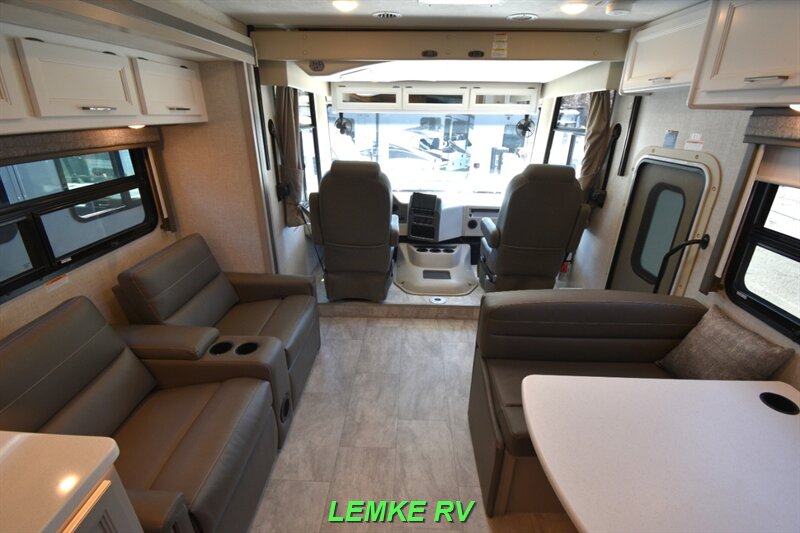 2025 Thor Windsport 29L   - Photo 5 - Rocklin, CA 95677