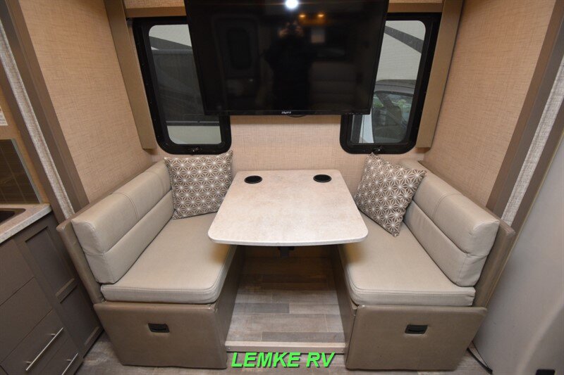 2019 Thor Compass 24SX   - Photo 19 - Rocklin, CA 95677