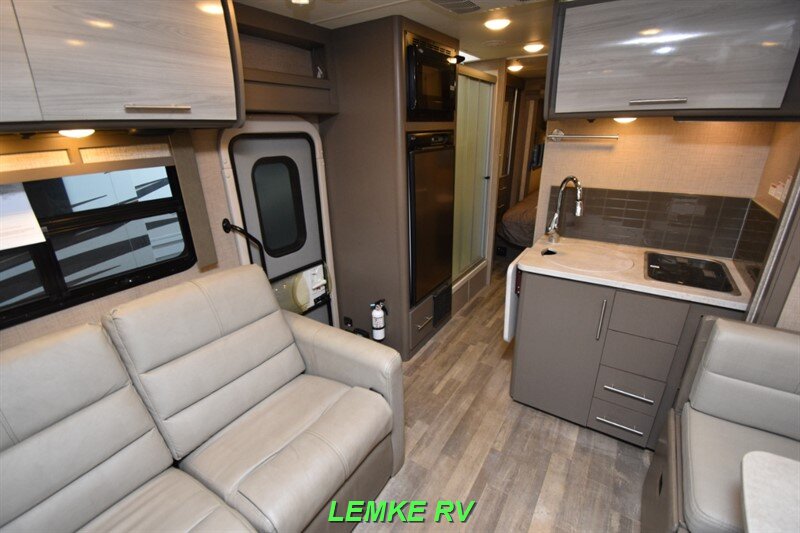 2019 Thor Compass 24SX   - Photo 14 - Rocklin, CA 95677