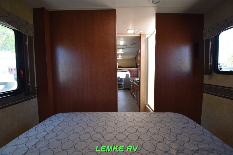2014 Winnebago Minnie Winnie 31K   - Photo 22 - Rocklin, CA 95677