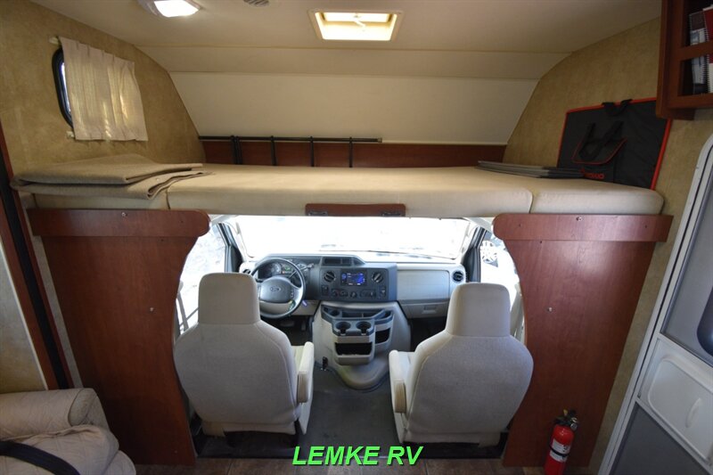 2014 Winnebago Minnie Winnie 31K   - Photo 18 - Rocklin, CA 95677