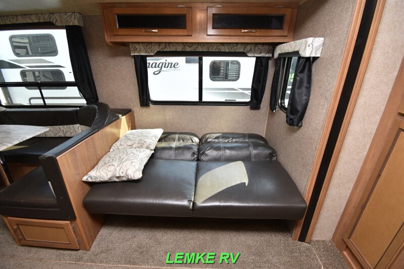 2018 Coachmen Catalina Legacy 293QBCK   - Photo 25 - Rocklin, CA 95677