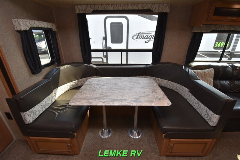 2018 Coachmen Catalina Legacy 293QBCK   - Photo 23 - Rocklin, CA 95677