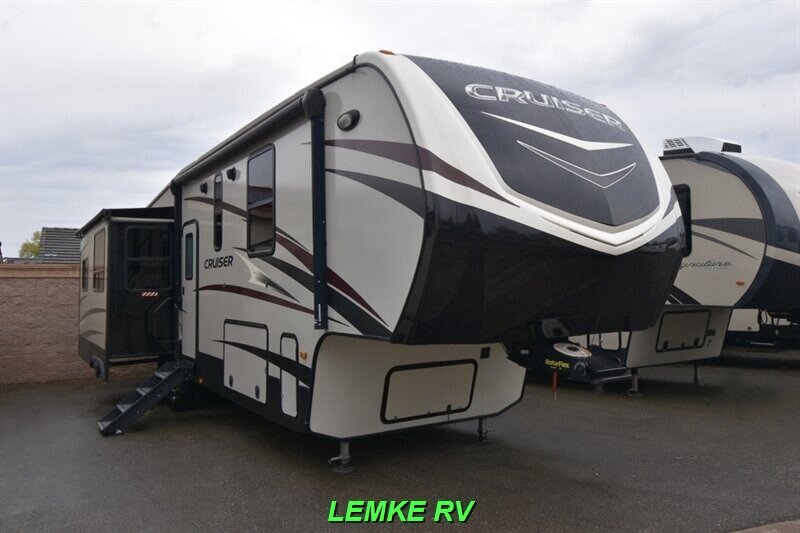 2018 CrossRoads RV Cruiser 339RL   - Photo 1 - Rocklin, CA 95677