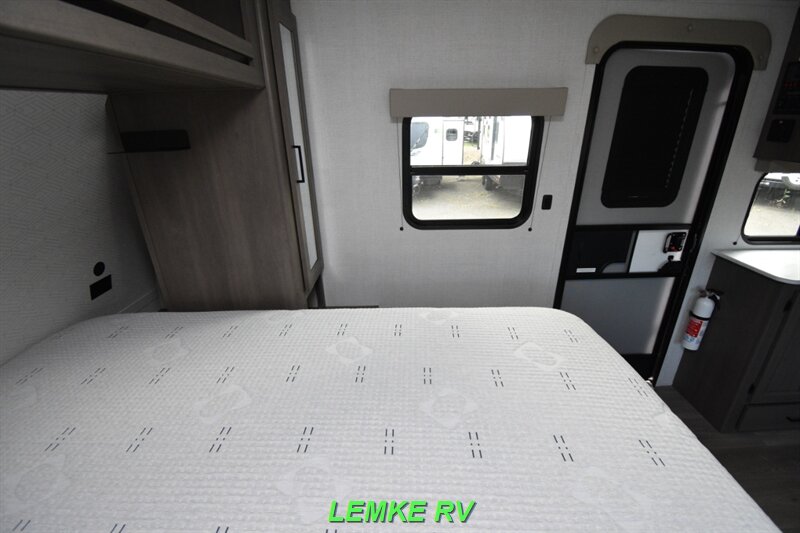 2025 Grand Design Transcend Xplor 20MKX   - Photo 19 - Rocklin, CA 95677