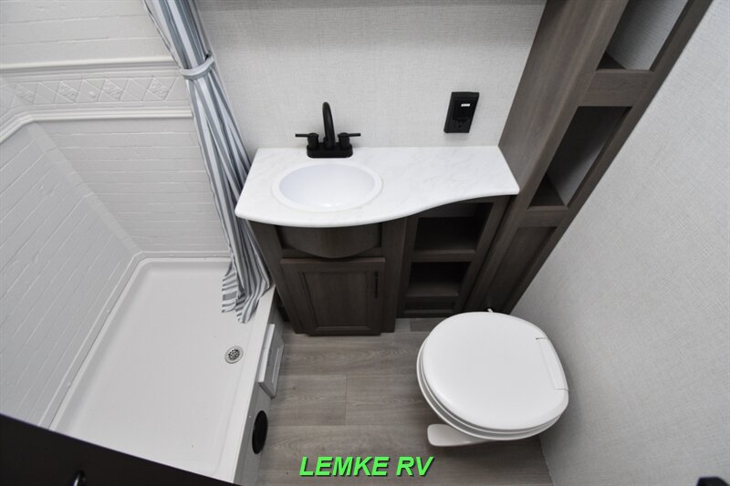2025 Grand Design Transcend Xplor 20MKX   - Photo 21 - Rocklin, CA 95677