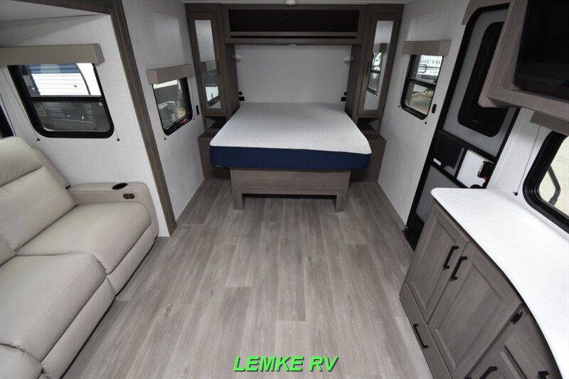 2025 Grand Design Transcend Xplor 20MKX   - Photo 5 - Rocklin, CA 95677