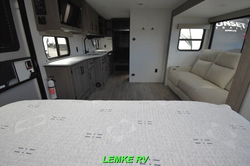 2025 Grand Design Transcend Xplor 20MKX   - Photo 19 - Rocklin, CA 95677