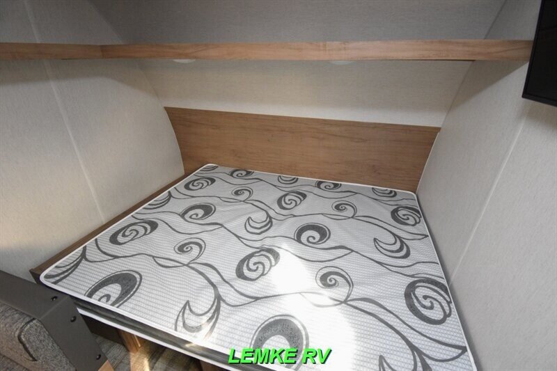 2024 Forest River Cherokee Wolf Den 16EV   - Photo 18 - Rocklin, CA 95677