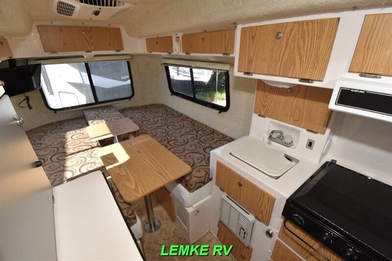 2019 Casita Independence Deluxe   - Photo 9 - Rocklin, CA 95677