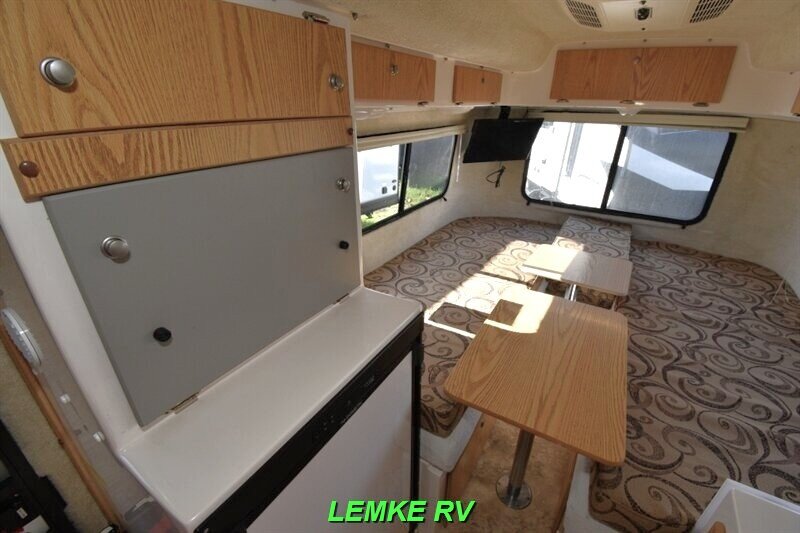 2019 Casita Independence Deluxe   - Photo 10 - Rocklin, CA 95677