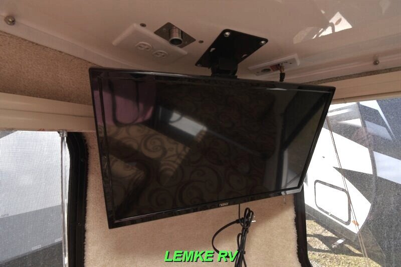 2019 Casita Independence Deluxe   - Photo 16 - Rocklin, CA 95677