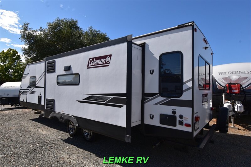 2022 Dutchmen Coleman Light 2955RL   - Photo 7 - Rocklin, CA 95677
