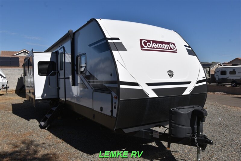 2022 Dutchmen Coleman Light 2955RL   - Photo 1 - Rocklin, CA 95677