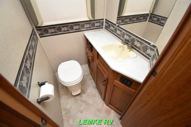 2016 Jayco Redhawk 29XK   - Photo 20 - Rocklin, CA 95677