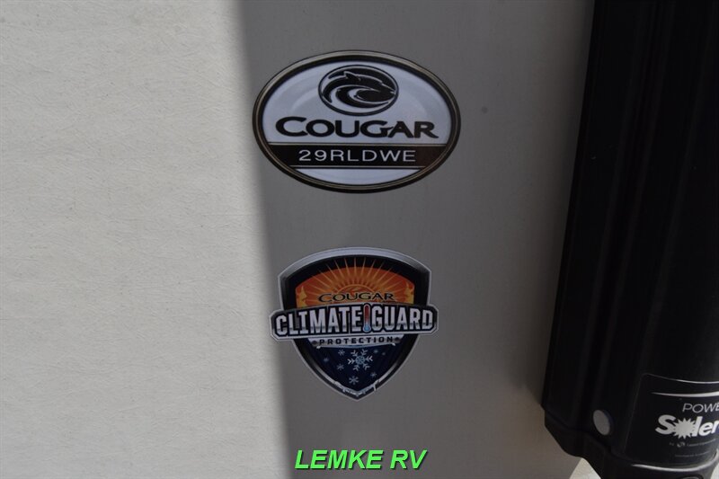2019 Keystone Cougar Half-Ton 29RLDWE   - Photo 23 - Rocklin, CA 95677