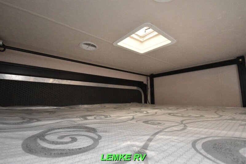 2018 Forest River Salem Cruise Lite 191SSXL   - Photo 21 - Rocklin, CA 95677