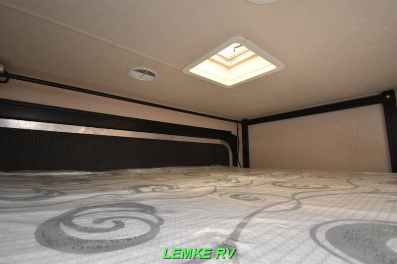 2018 Forest River Salem Cruise Lite 191SSXL   - Photo 21 - Rocklin, CA 95677