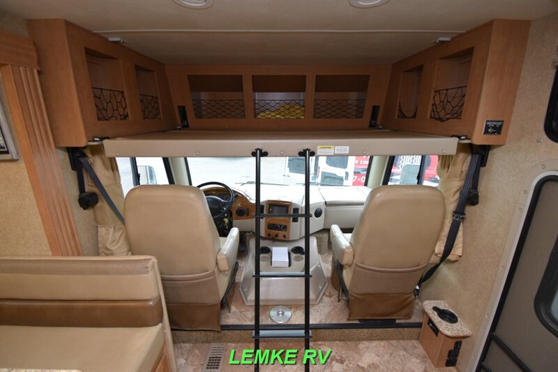 2016 Thor A.C.E. 29.4   - Photo 14 - Rocklin, CA 95677