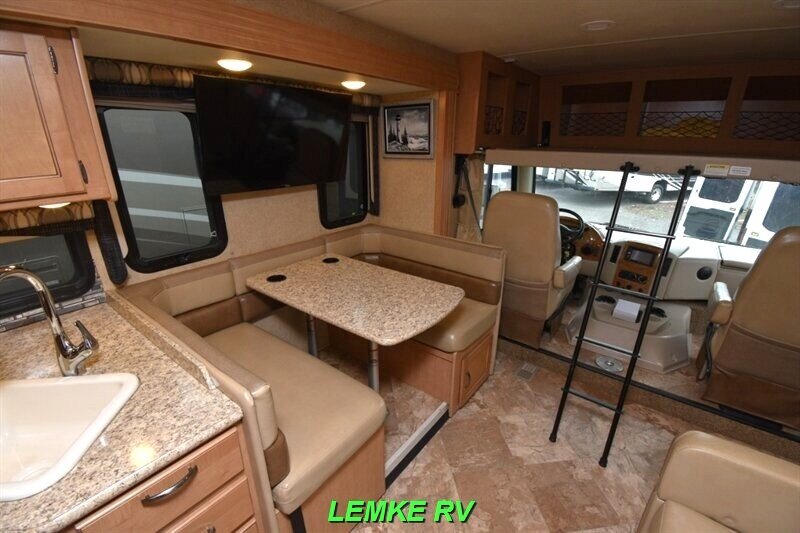 2016 Thor A.C.E. 29.4   - Photo 21 - Rocklin, CA 95677