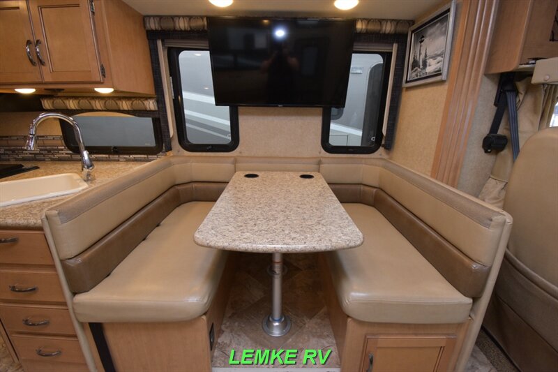 2016 Thor A.C.E. 29.4   - Photo 13 - Rocklin, CA 95677