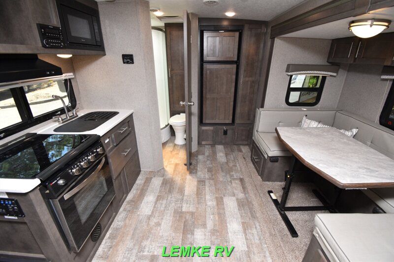 2020 Forest River Rockwood Mini Lite 2104S   - Photo 2 - Rocklin, CA 95677