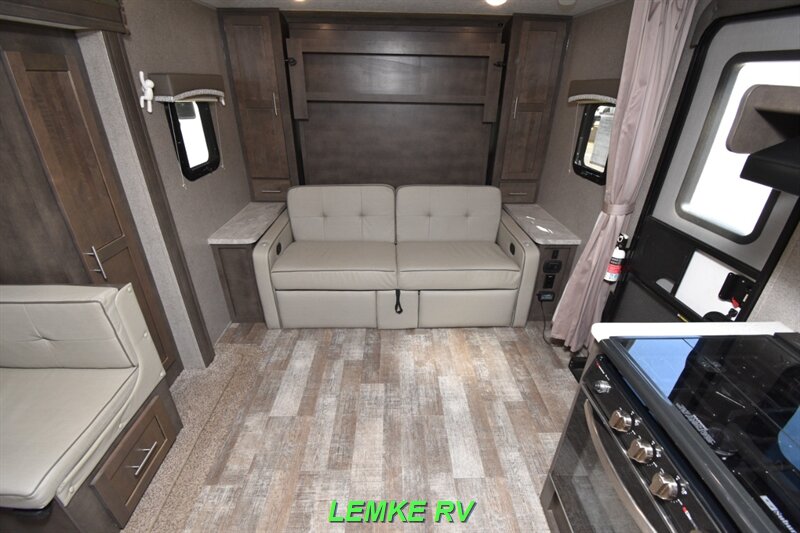 2020 Forest River Rockwood Mini Lite 2104S   - Photo 5 - Rocklin, CA 95677