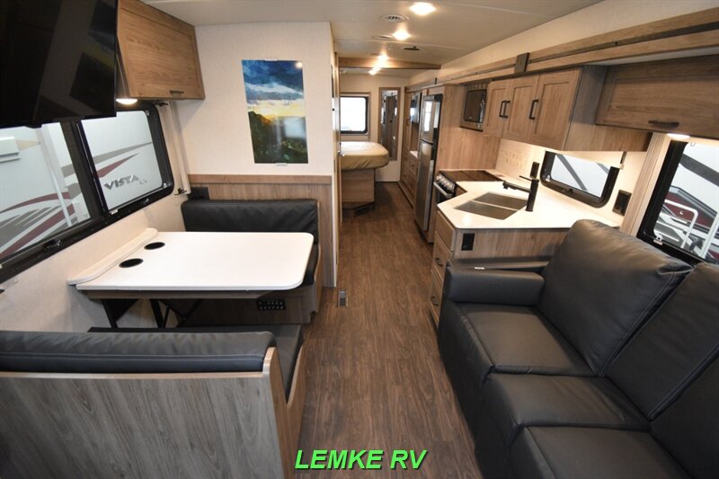 2023 Winnebago Sunstar 29NP   - Photo 2 - Rocklin, CA 95677