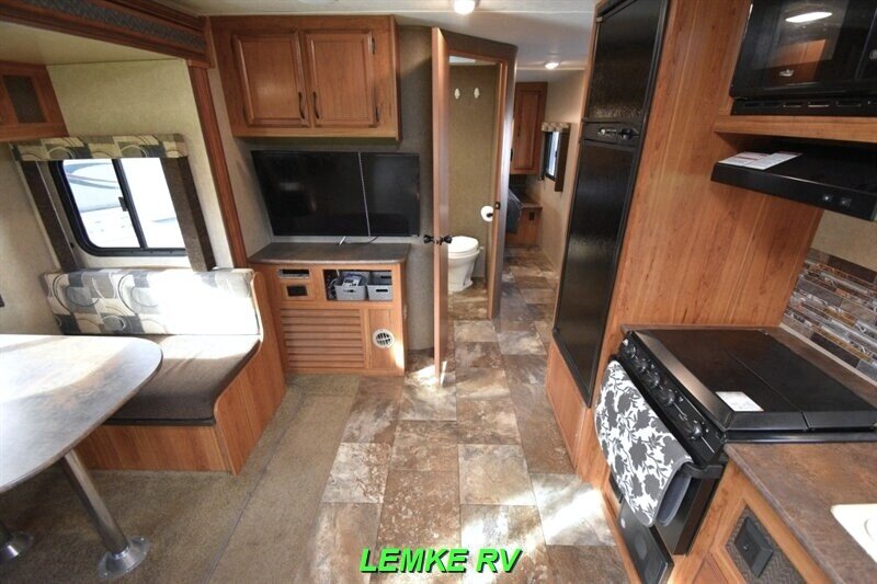 2016 Starcraft Launch Ultra Lite 24RLS   - Photo 5 - Rocklin, CA 95677