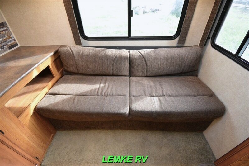 2016 Starcraft Launch Ultra Lite 24RLS   - Photo 21 - Rocklin, CA 95677