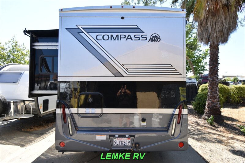 2024 Thor Compass 23TW   - Photo 8 - Rocklin, CA 95677