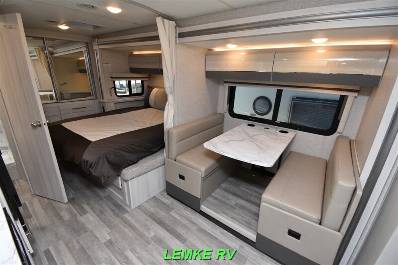 2024 Thor Compass 23TW   - Photo 12 - Rocklin, CA 95677
