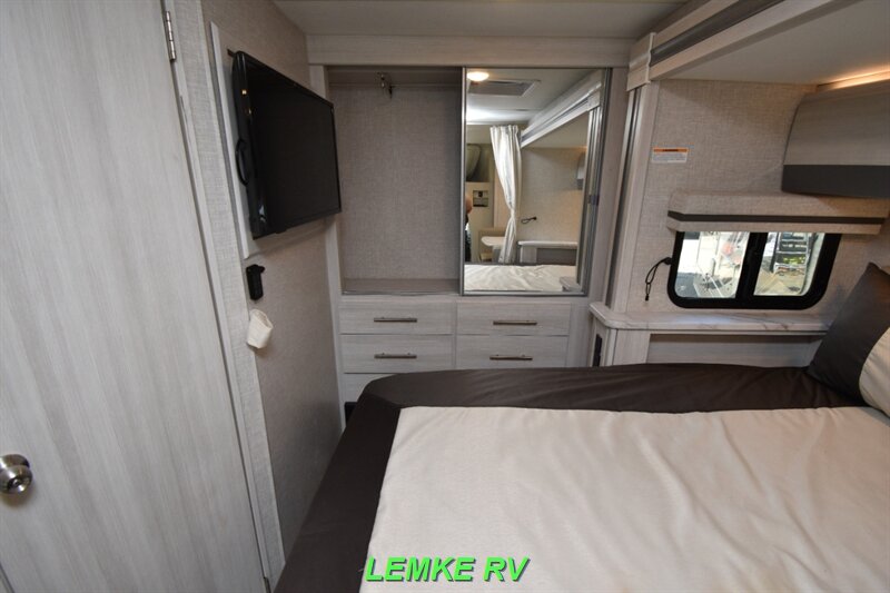 2024 Thor Compass 23TW   - Photo 17 - Rocklin, CA 95677