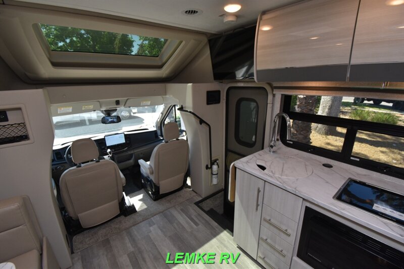 2024 Thor Compass 23TW   - Photo 21 - Rocklin, CA 95677